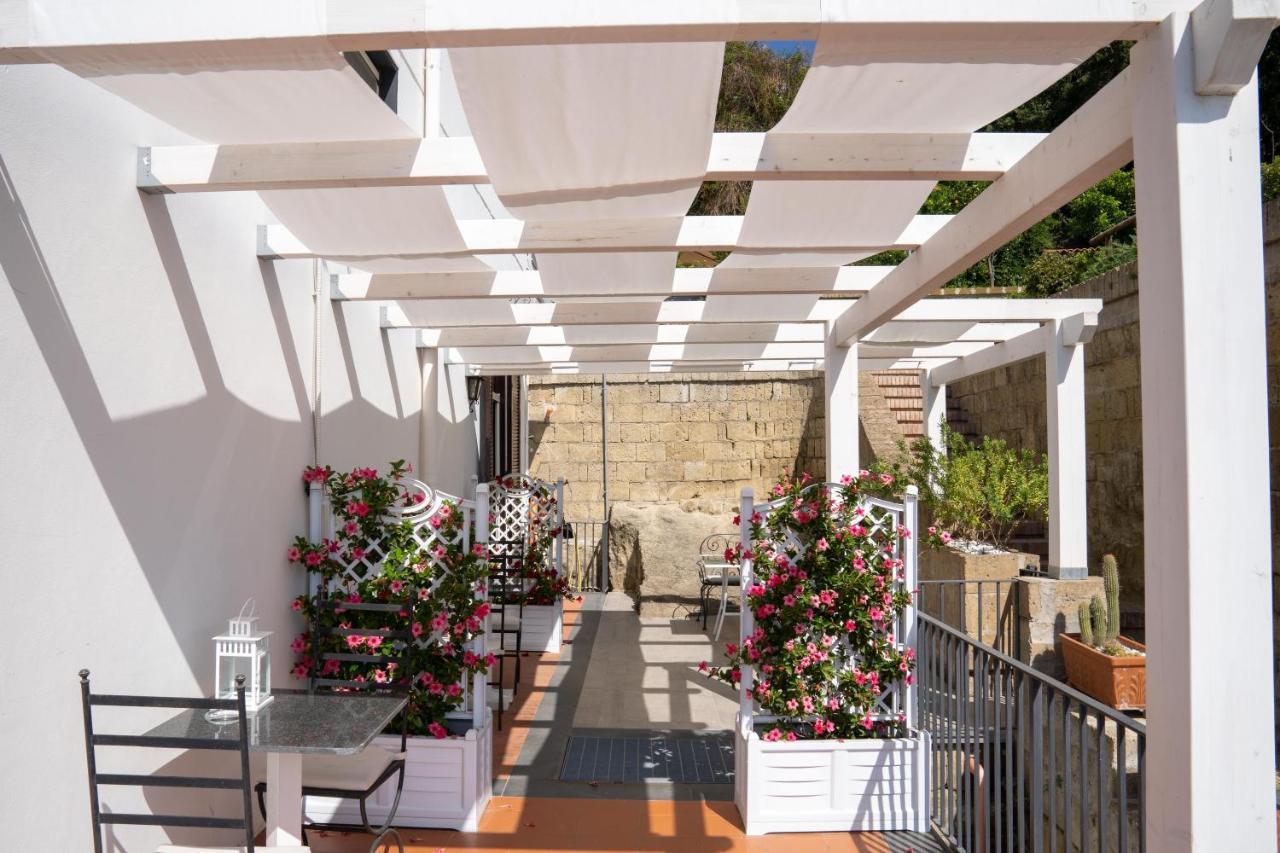 نابولي Le Stanze Di Sissi - Luxury Suites المظهر الخارجي الصورة