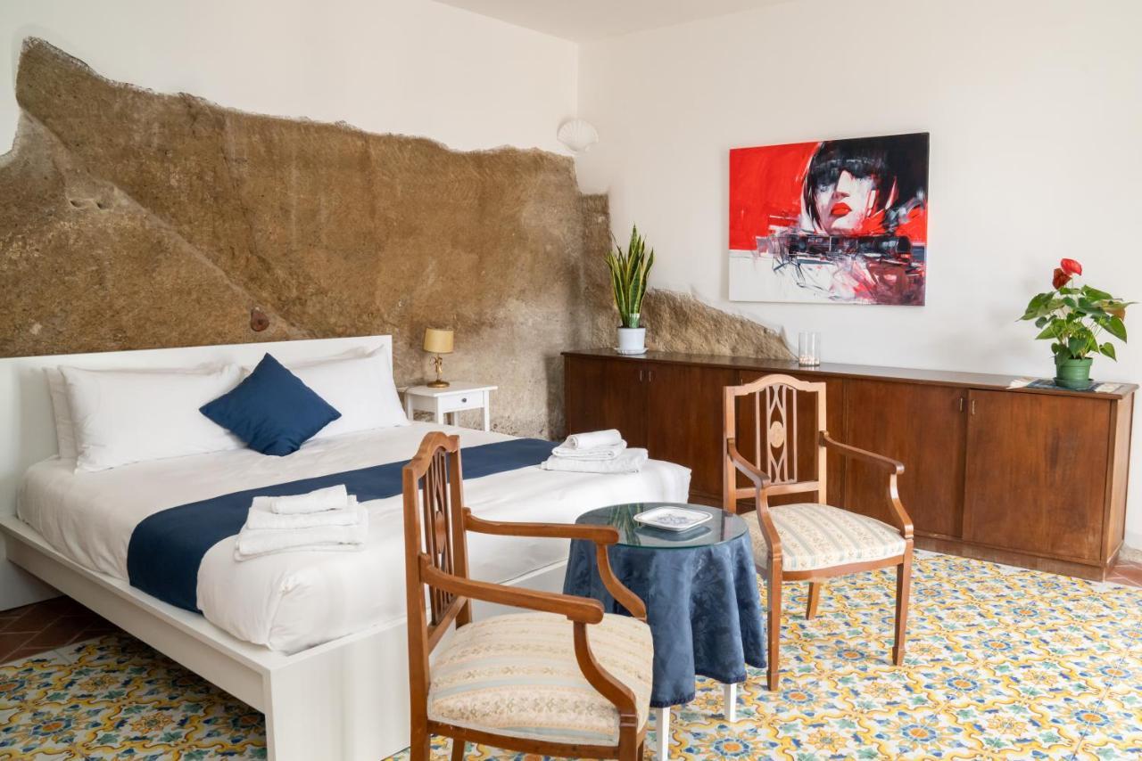 نابولي Le Stanze Di Sissi - Luxury Suites المظهر الخارجي الصورة